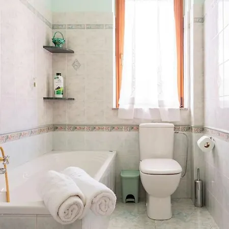 Graziosa Apartment *